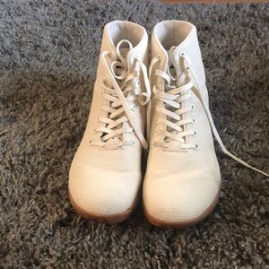 Men’s No Bull high tops, white and tan